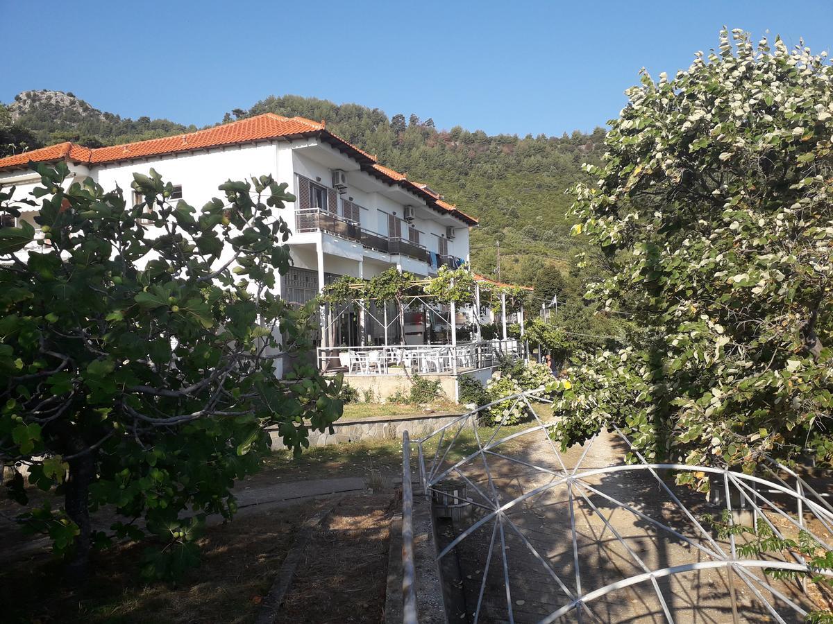 Hotel Kinira Екстер'єр фото
